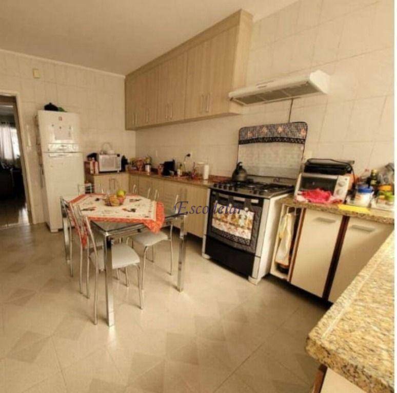 Sobrado à venda com 2 quartos, 139m² - Foto 2