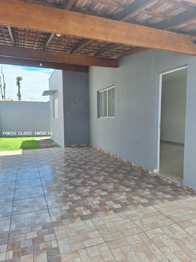 Casa à venda com 2 quartos, 180m² - Foto 2