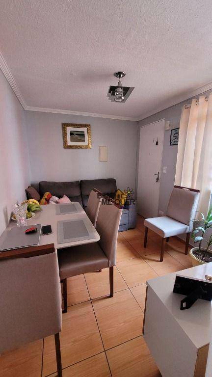 Apartamento à venda com 2 quartos, 47m² - Foto 1
