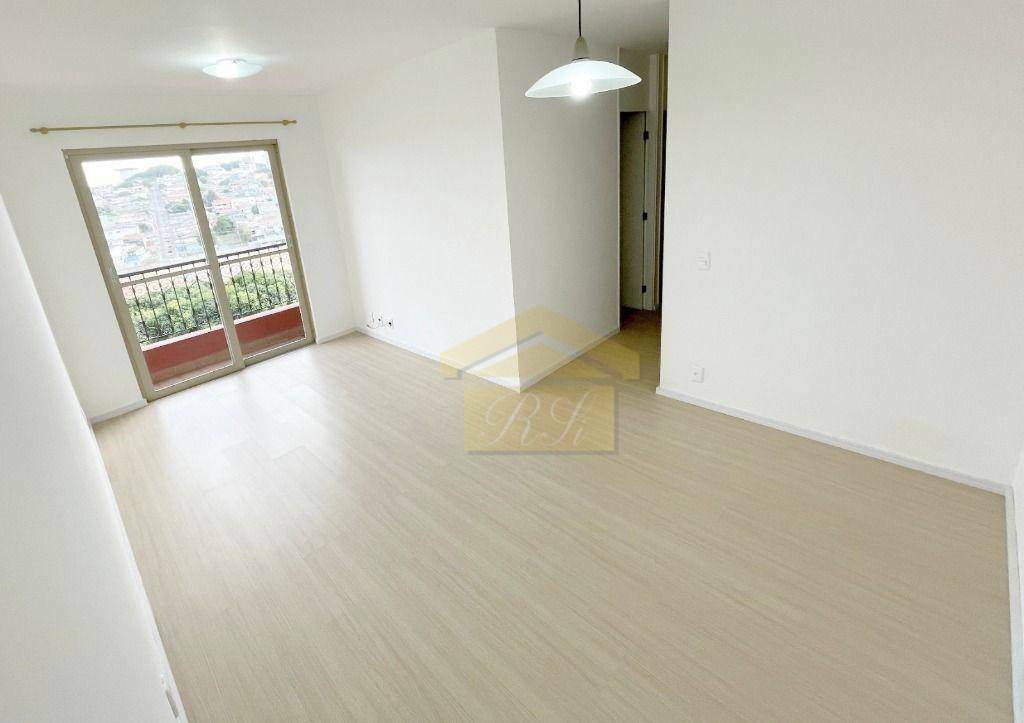 Apartamento à venda com 3 quartos, 64m² - Foto 2