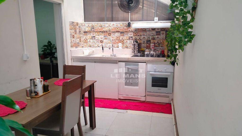 Apartamento à venda com 2 quartos, 46m² - Foto 2