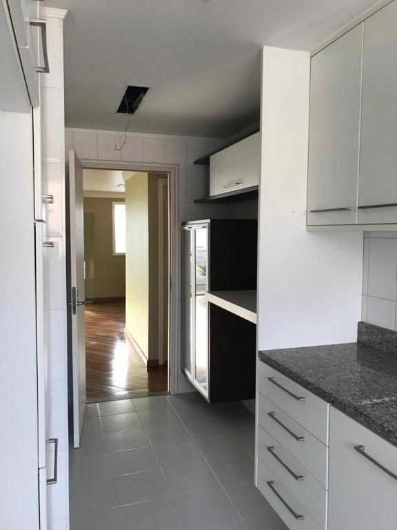 Apartamento à venda com 3 quartos, 125m² - Foto 19