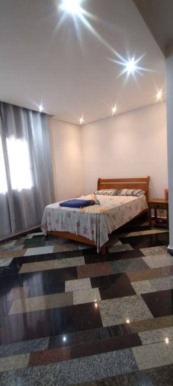 Sobrado à venda com 4 quartos, 311m² - Foto 8