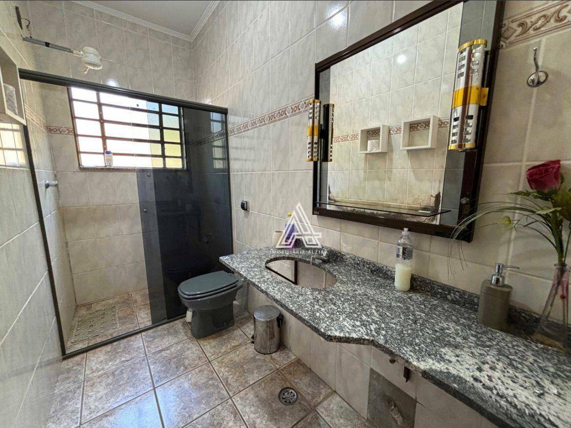 Casa de Condomínio à venda com 7 quartos, 356m² - Foto 20