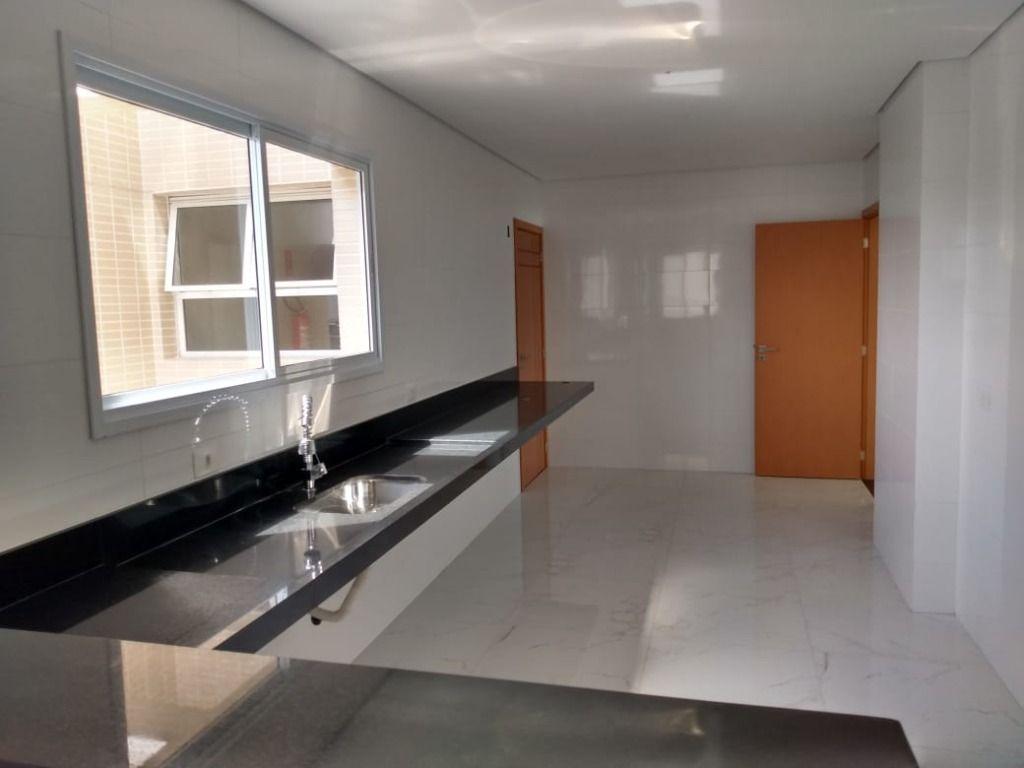 Apartamento à venda com 3 quartos, 153m² - Foto 10