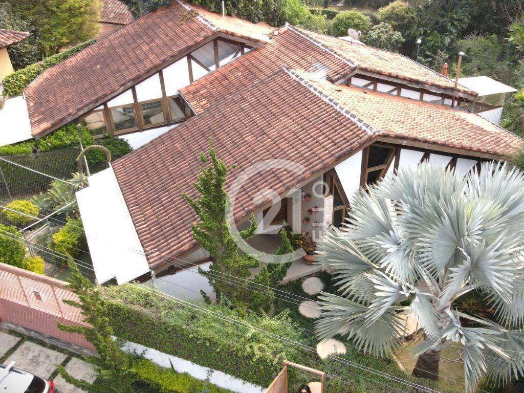 Casa de Condomínio à venda com 4 quartos, 345m² - Foto 2