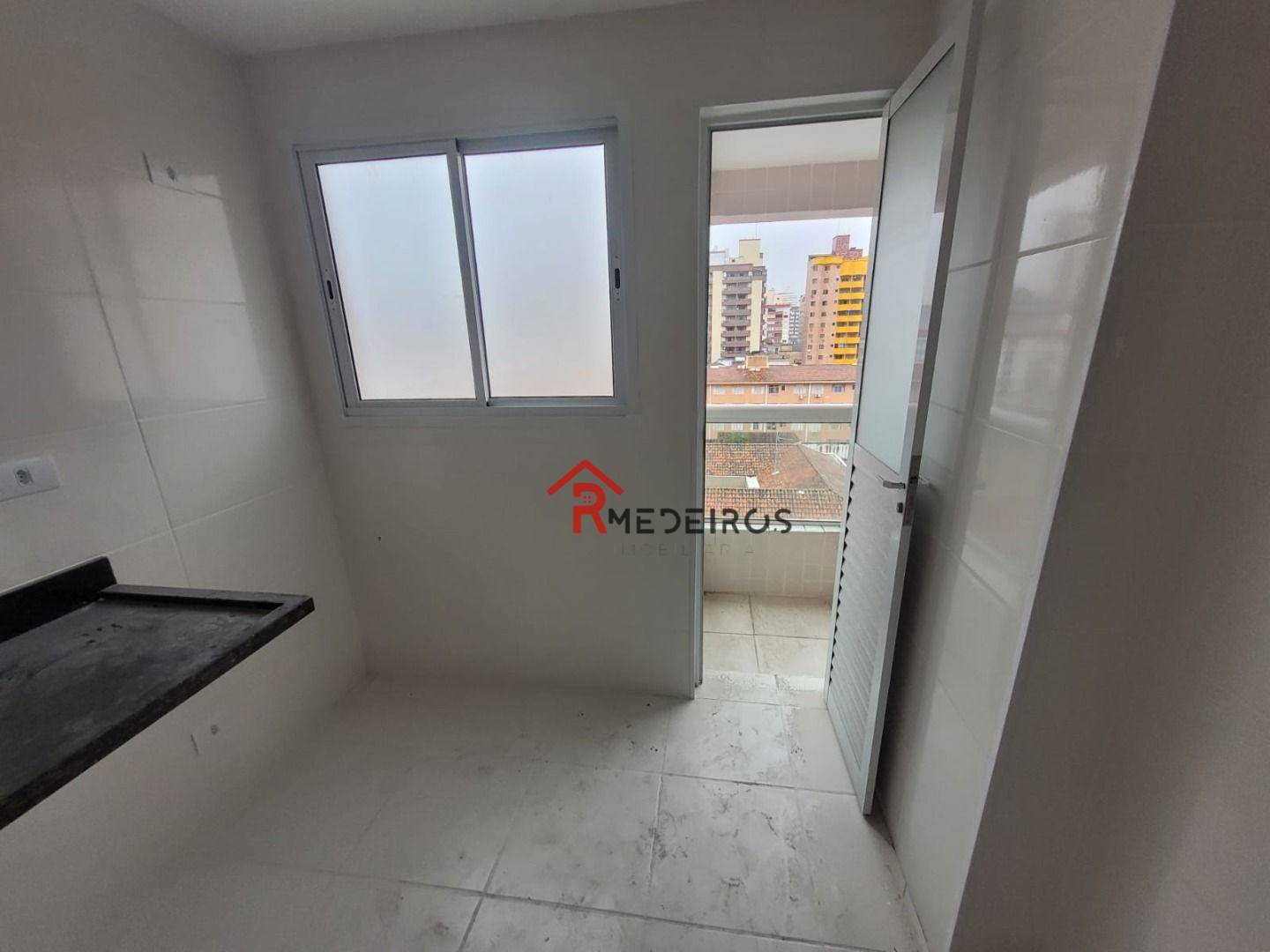 Apartamento à venda com 2 quartos, 72m² - Foto 9