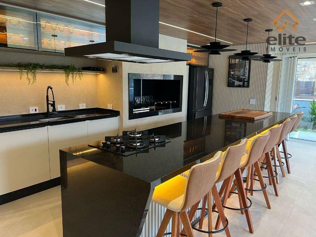 Casa de Condomínio à venda com 4 quartos, 463m² - Foto 14