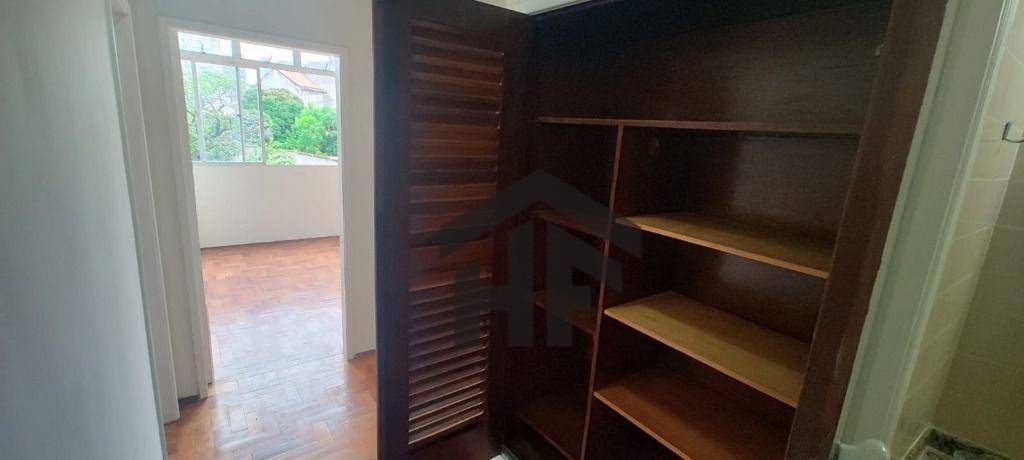 Apartamento à venda e aluguel com 2 quartos, 70m² - Foto 11