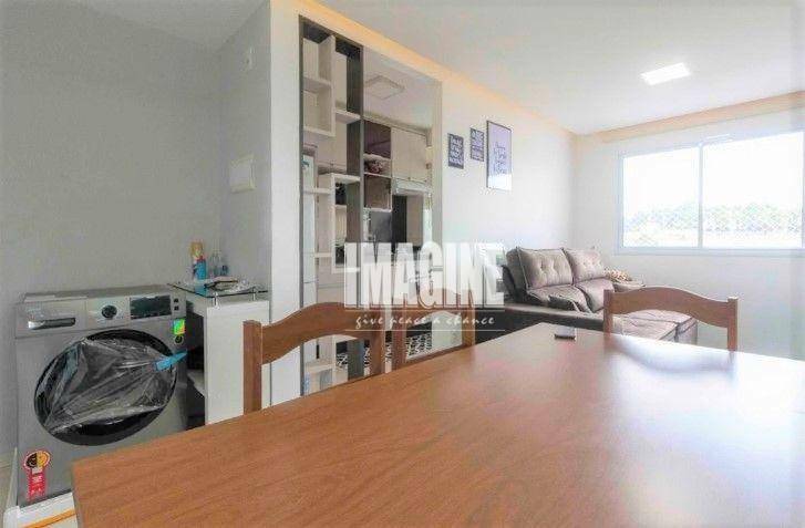 Apartamento à venda com 2 quartos, 45m² - Foto 2