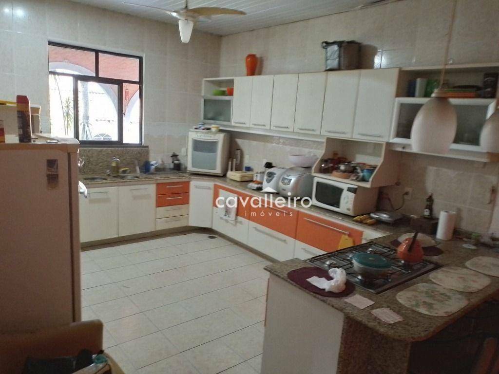 Casa à venda com 3 quartos, 650m² - Foto 13