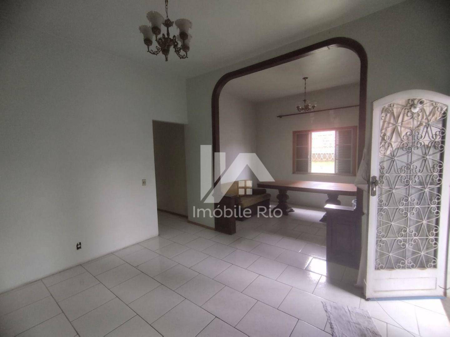 Casa à venda com 3 quartos, 258m² - Foto 5