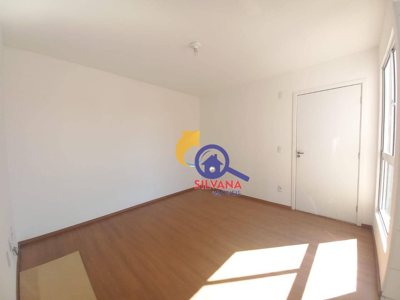 Apartamento à venda e aluguel com 2 quartos, 45m² - Foto 2