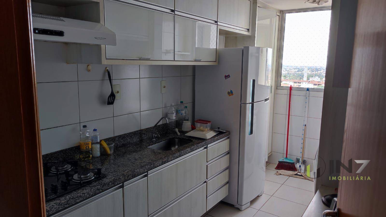 Apartamento à venda com 2 quartos, 62m² - Foto 3