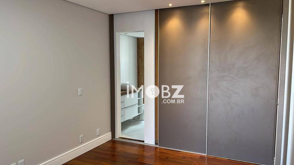 Apartamento à venda com 3 quartos, 125m² - Foto 13