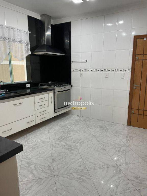 Sobrado à venda com 3 quartos, 200m² - Foto 9