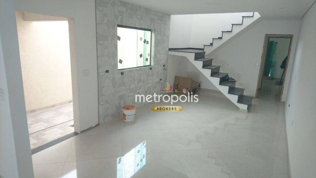 Sobrado à venda com 3 quartos, 100m² - Foto 4