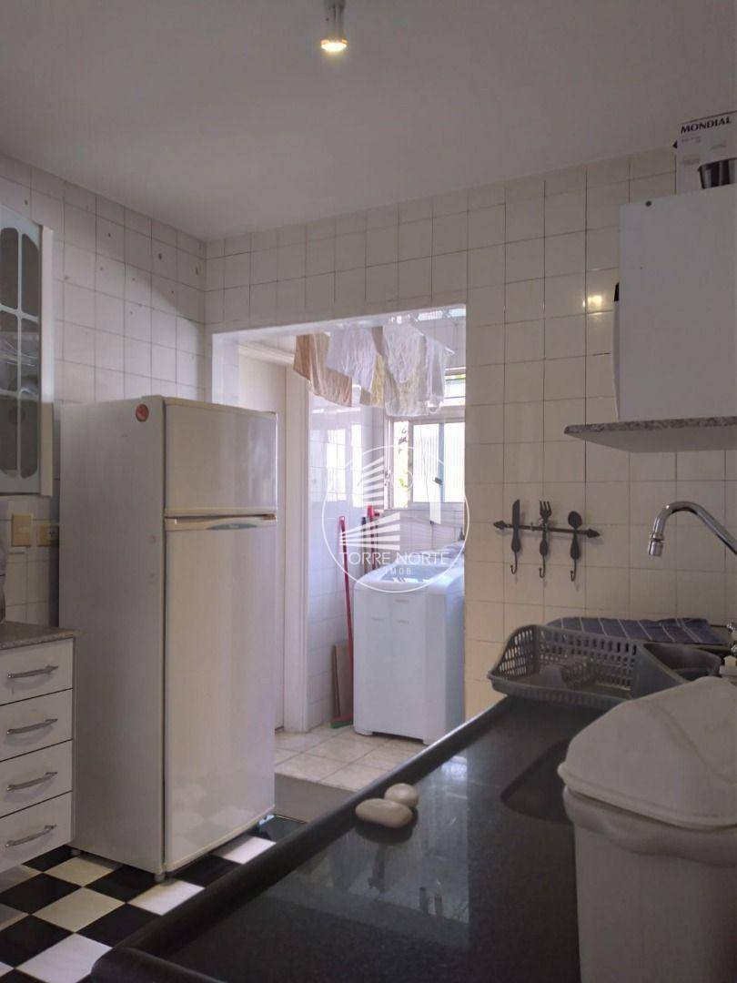 Apartamento à venda com 3 quartos, 68m² - Foto 12