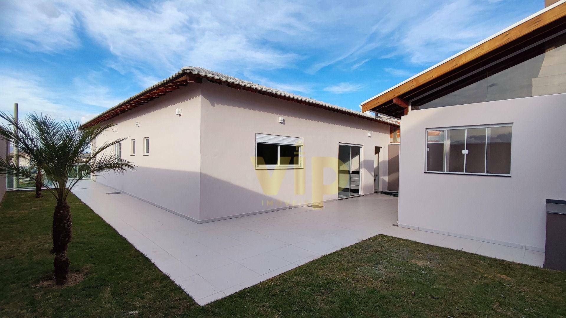 Casa à venda com 4 quartos, 210m² - Foto 22