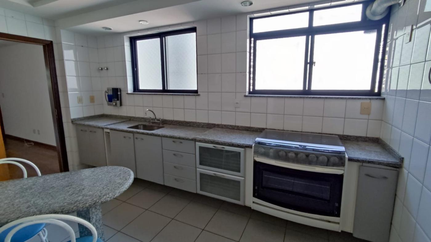 Apartamento à venda com 4 quartos, 180m² - Foto 45