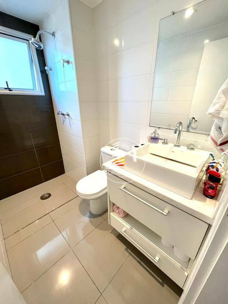 Apartamento à venda com 3 quartos, 176m² - Foto 8