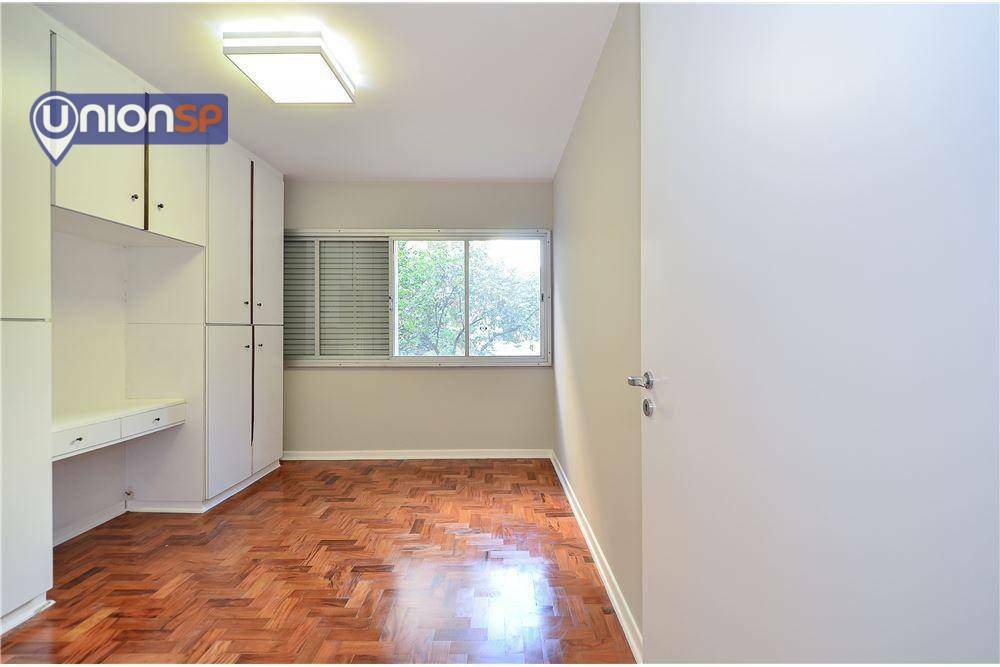 Apartamento à venda com 3 quartos, 123m² - Foto 11