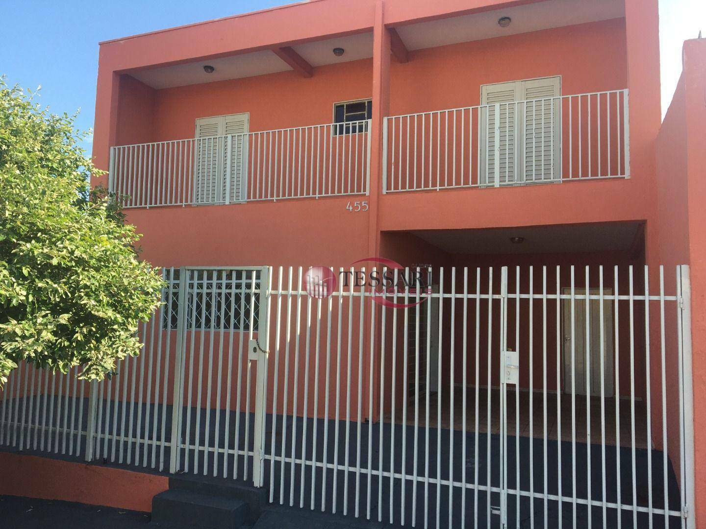 Casa à venda com 5 quartos, 192m² - Foto 1