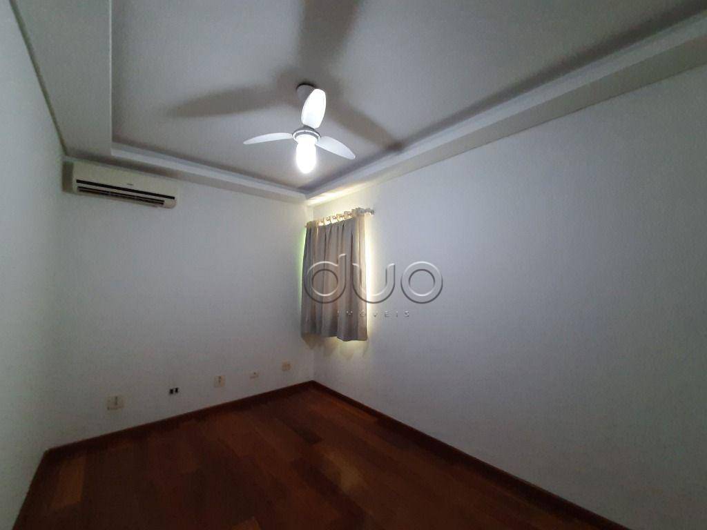 Casa de Condomínio para alugar com 3 quartos, 296m² - Foto 19