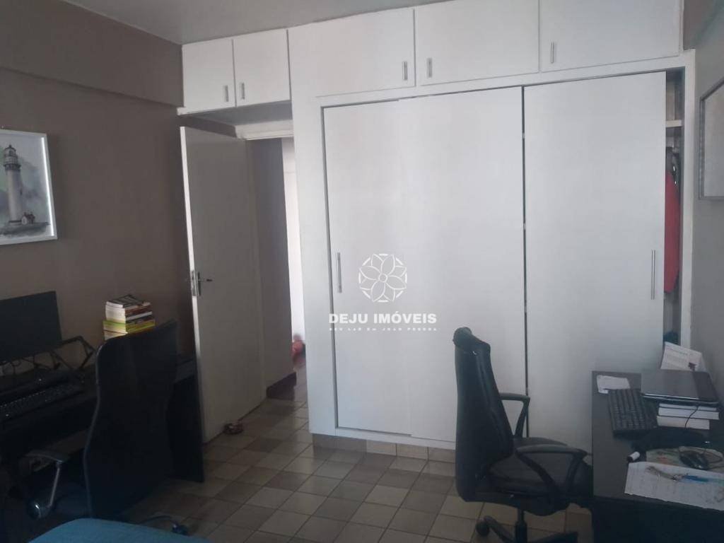 Apartamento à venda com 4 quartos, 140m² - Foto 12