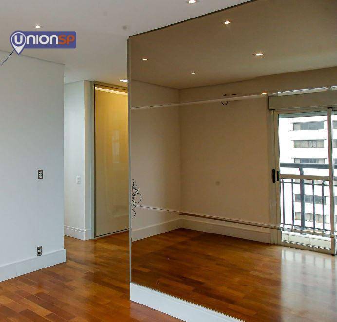 Apartamento à venda com 3 quartos, 204m² - Foto 6