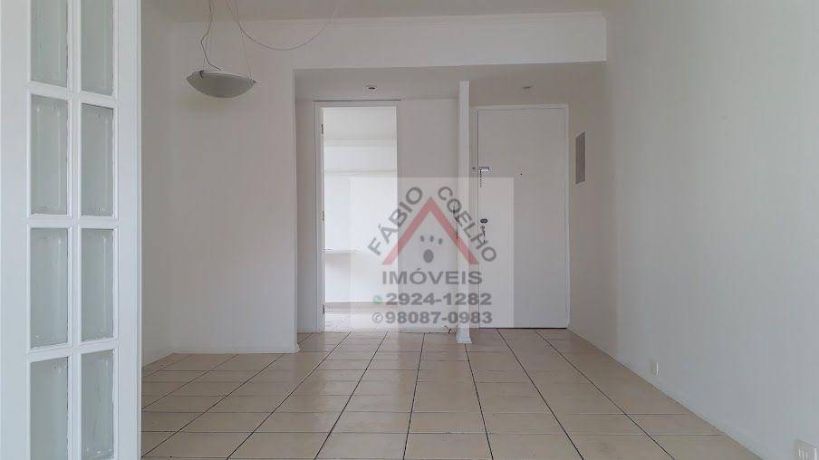 Apartamento à venda com 3 quartos, 64m² - Foto 7