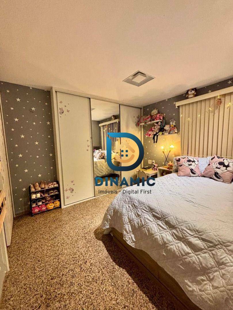 Apartamento à venda com 4 quartos, 230m² - Foto 14