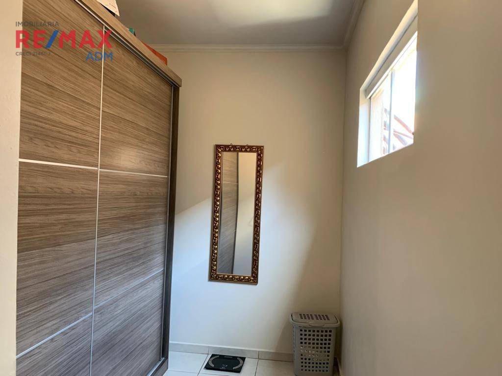 Casa à venda com 3 quartos, 210m² - Foto 25