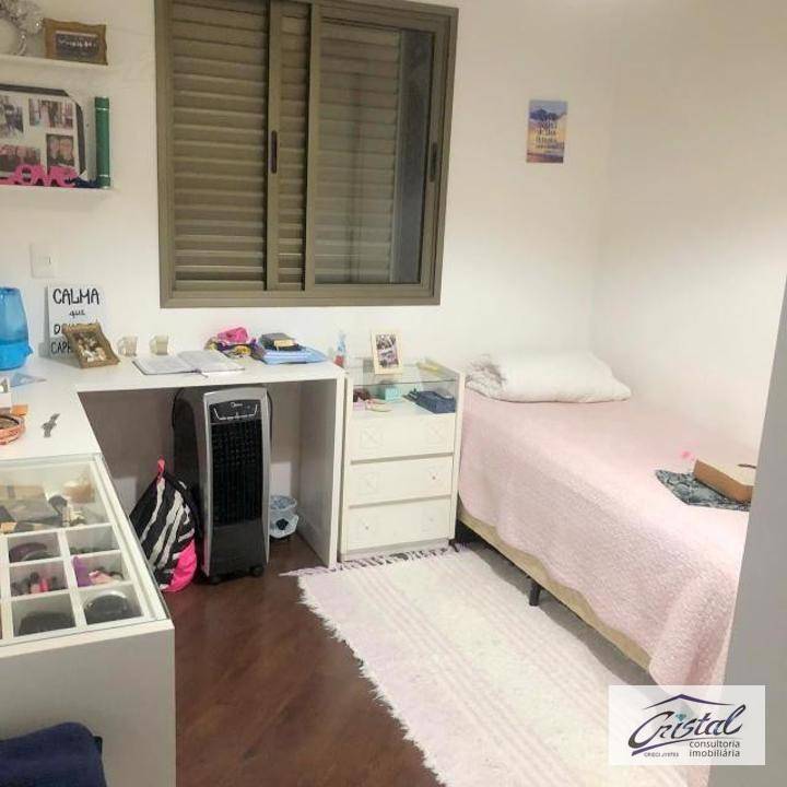 Apartamento à venda com 3 quartos, 117m² - Foto 9