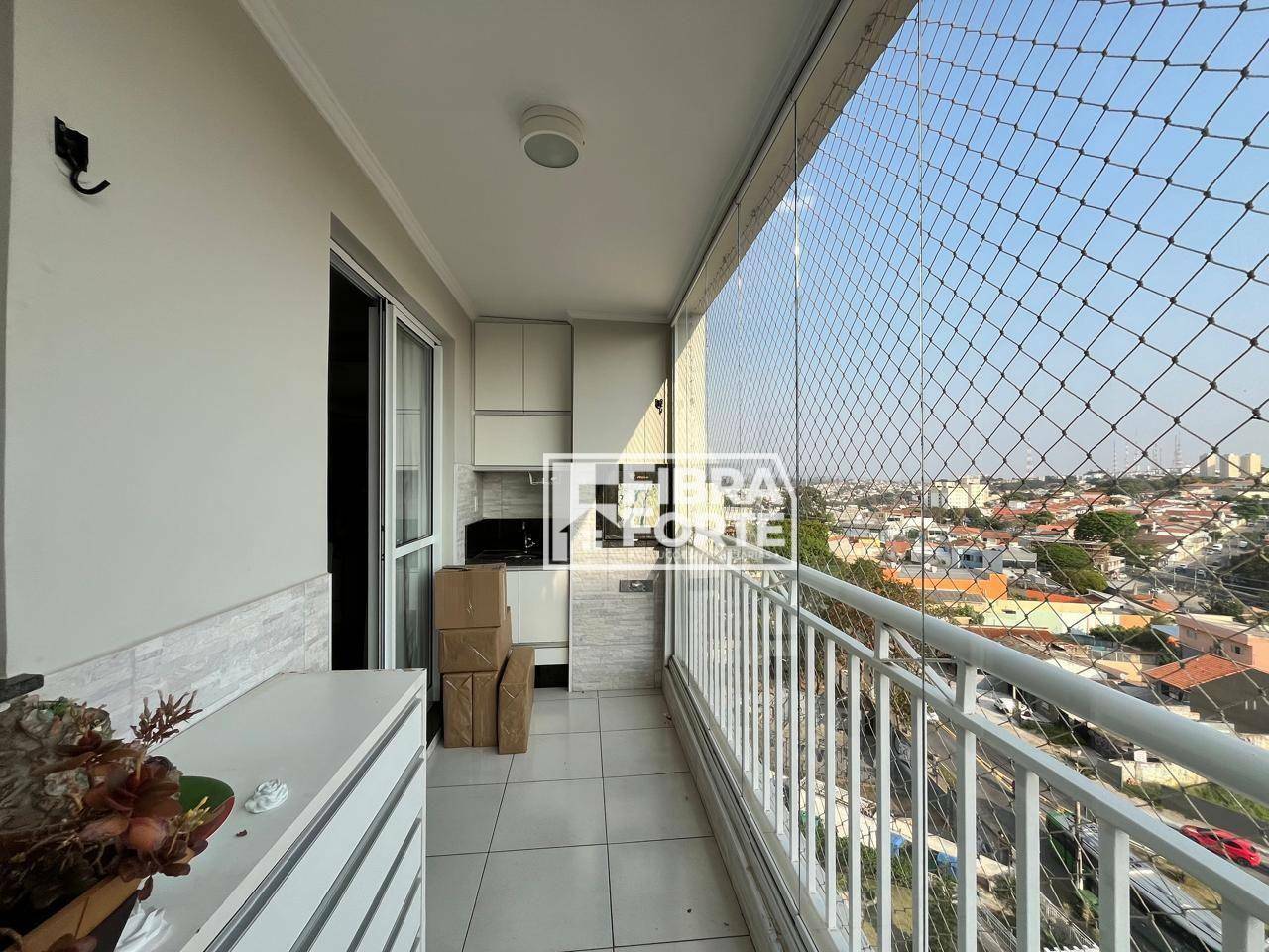 Apartamento à venda com 2 quartos, 69m² - Foto 2