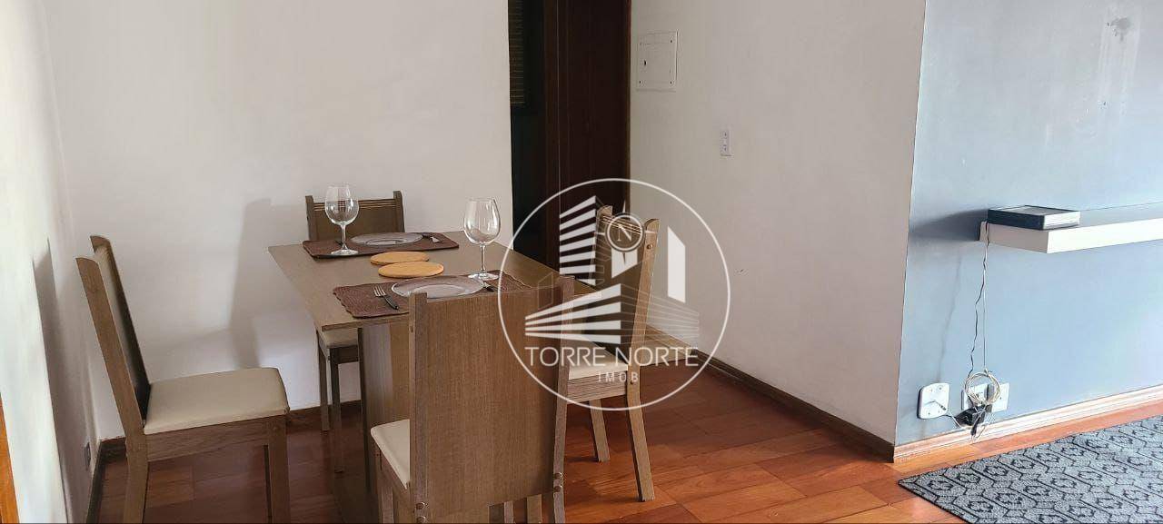 Apartamento à venda com 2 quartos, 65m² - Foto 4