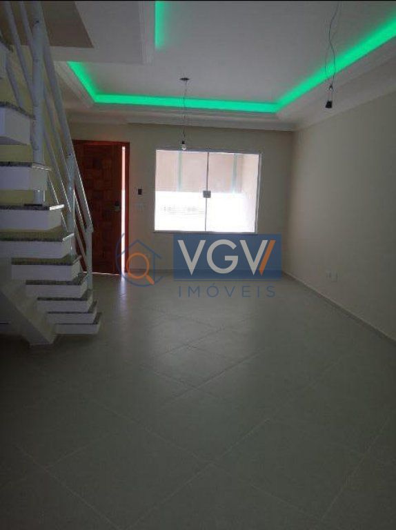 Casa à venda com 3 quartos, 125m² - Foto 2