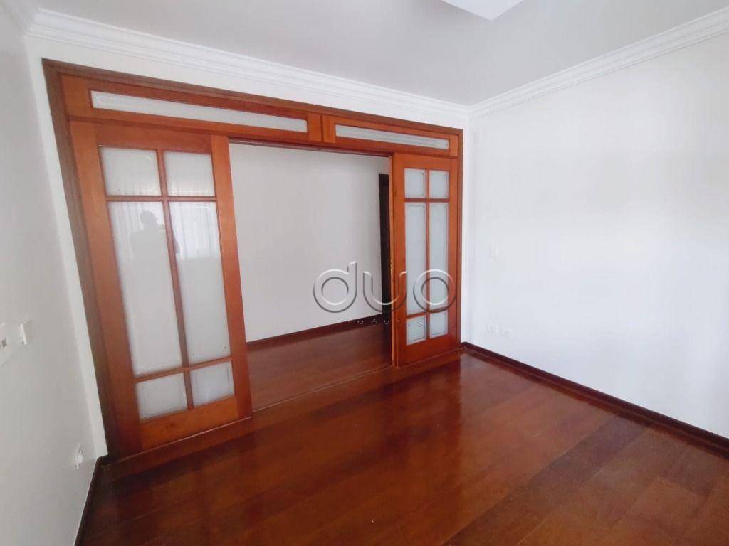 Casa de Condomínio para alugar com 3 quartos, 250m² - Foto 20