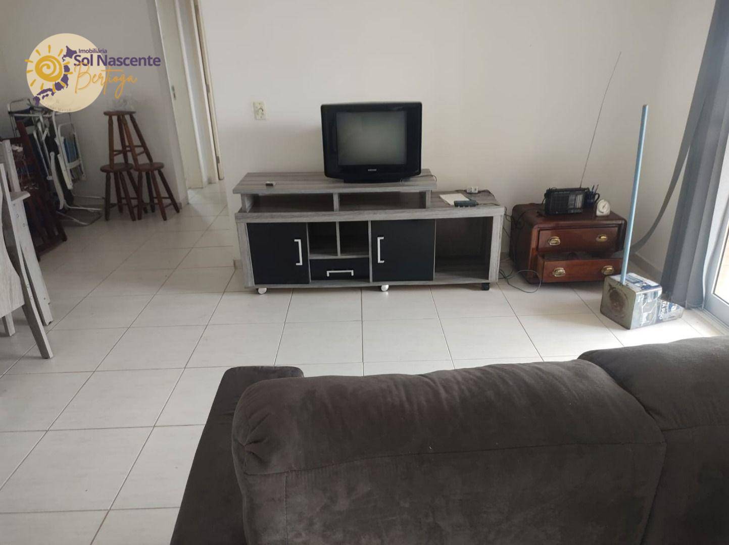 Apartamento à venda com 2 quartos, 77m² - Foto 25