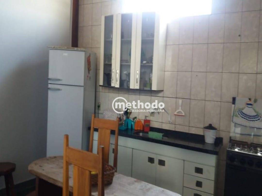 Casa à venda com 10 quartos, 369m² - Foto 25