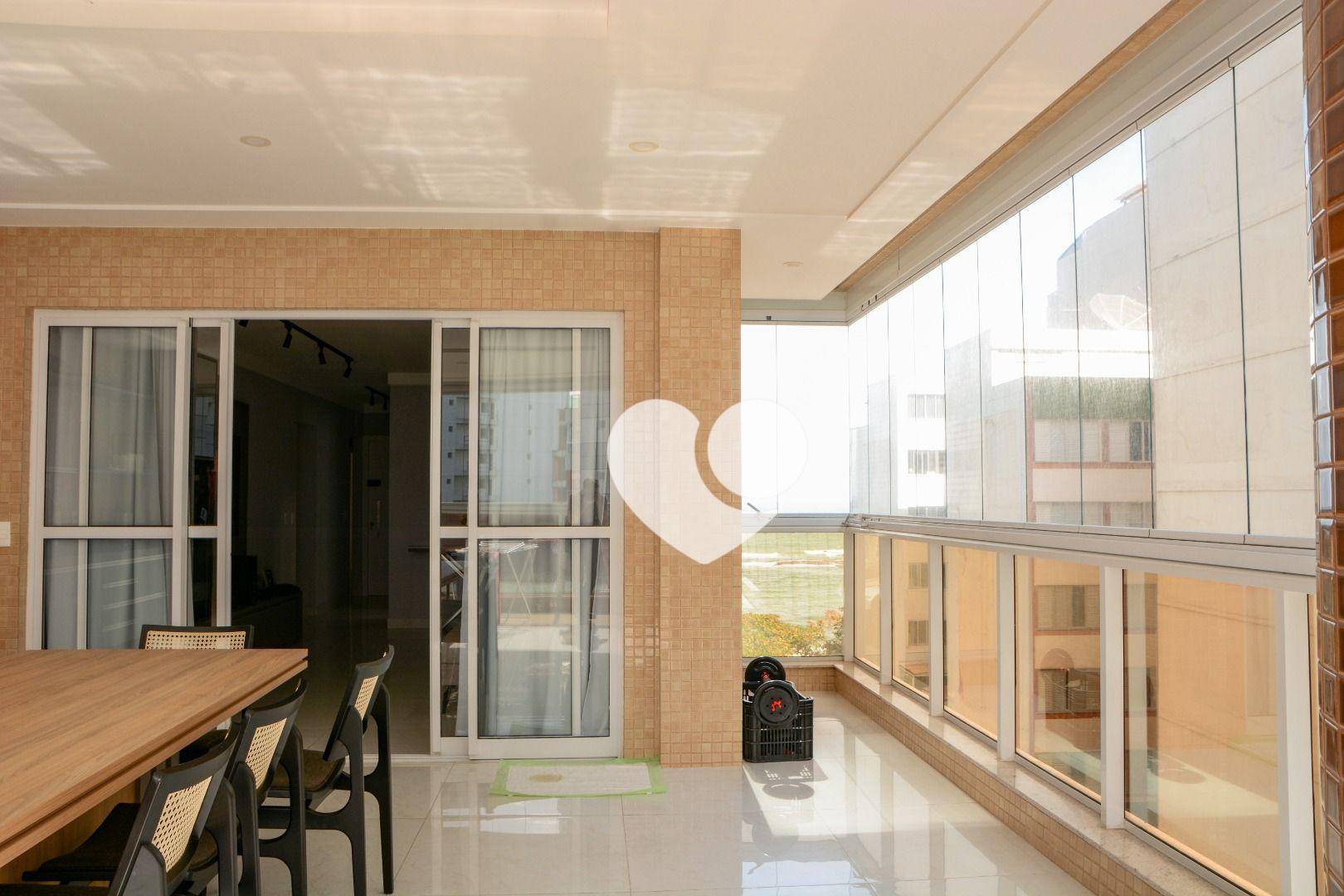 Apartamento à venda com 4 quartos, 200m² - Foto 7