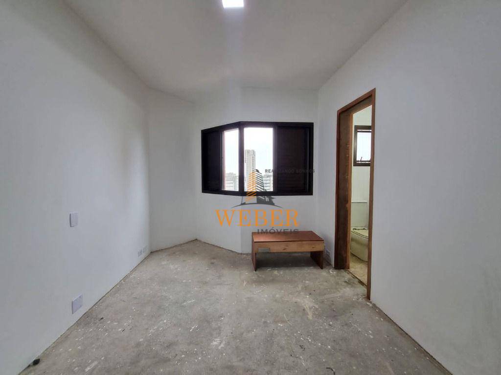 Apartamento à venda com 4 quartos, 236m² - Foto 22