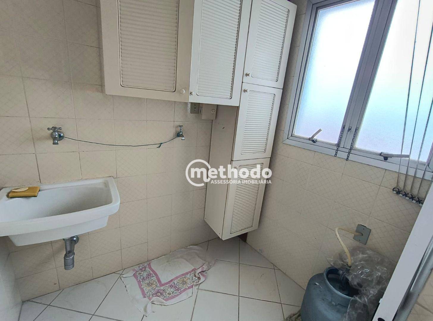 Apartamento à venda com 2 quartos, 70m² - Foto 14