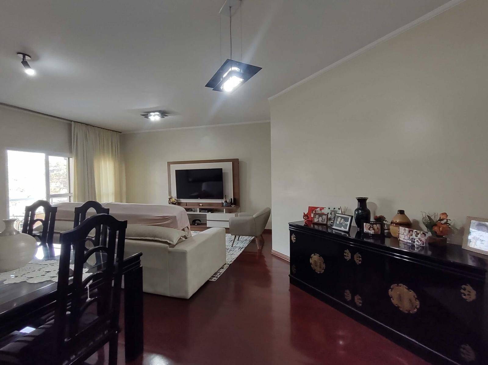 Apartamento à venda com 3 quartos, 116m² - Foto 2