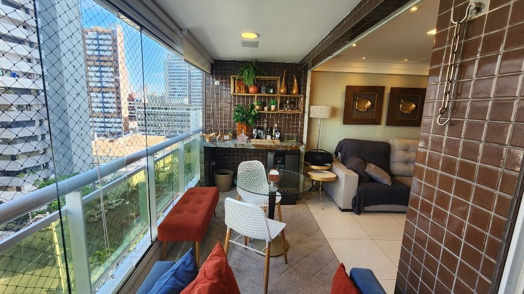 Apartamento à venda com 3 quartos, 124m² - Foto 2