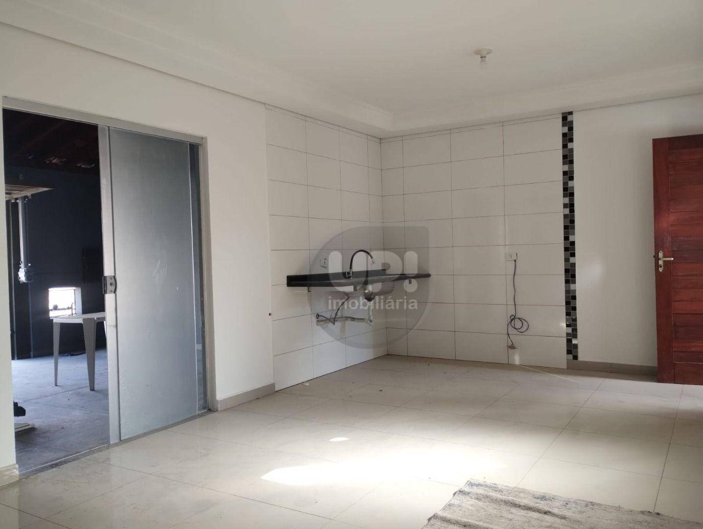 Casa à venda com 2 quartos, 74m² - Foto 3