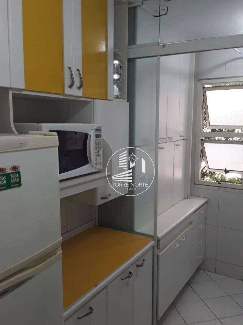 Apartamento à venda com 3 quartos, 75m² - Foto 16