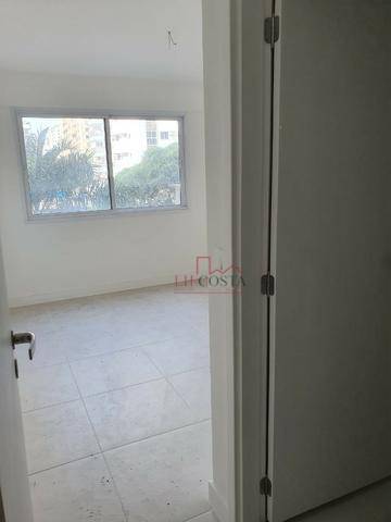 Apartamento à venda com 2 quartos, 90m² - Foto 17