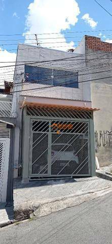 Sobrado à venda com 2 quartos, 120m² - Foto 1