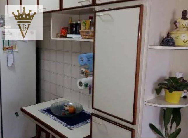 Apartamento à venda com 3 quartos, 85m² - Foto 9